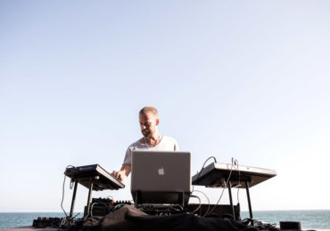 Wa Wu We aka Sebastian Mullaert - Travellers EP